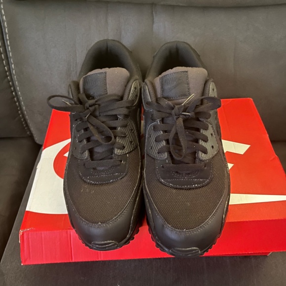 All Black Brand New Nike Air Max 90s - Picture 5 of 8